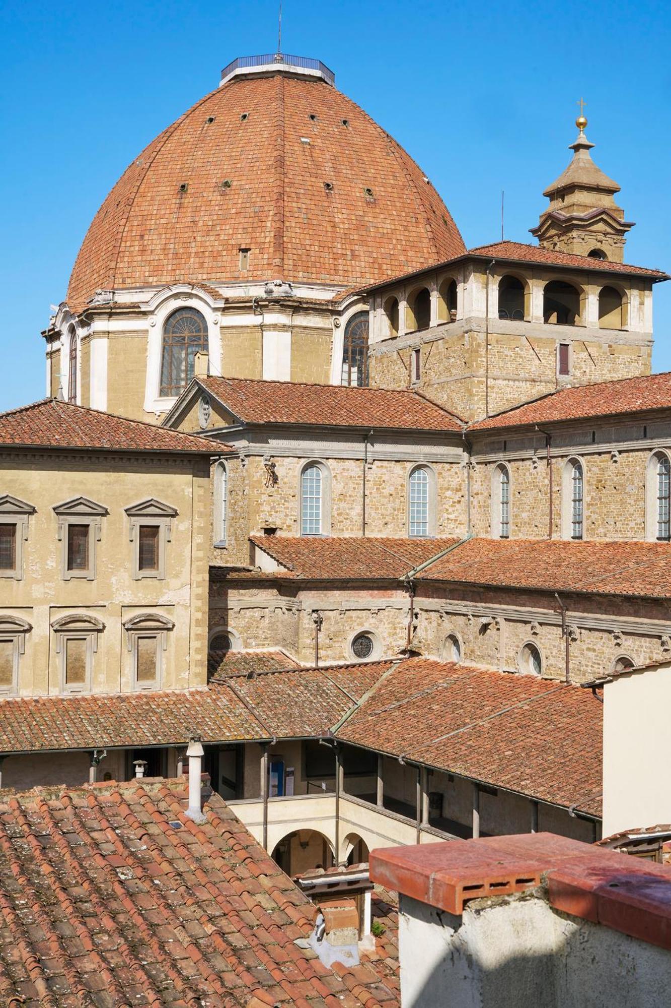 Apartamento On The Duomo - Super Chic Florencia Exterior foto